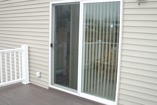 Rouge-screen-door-repair